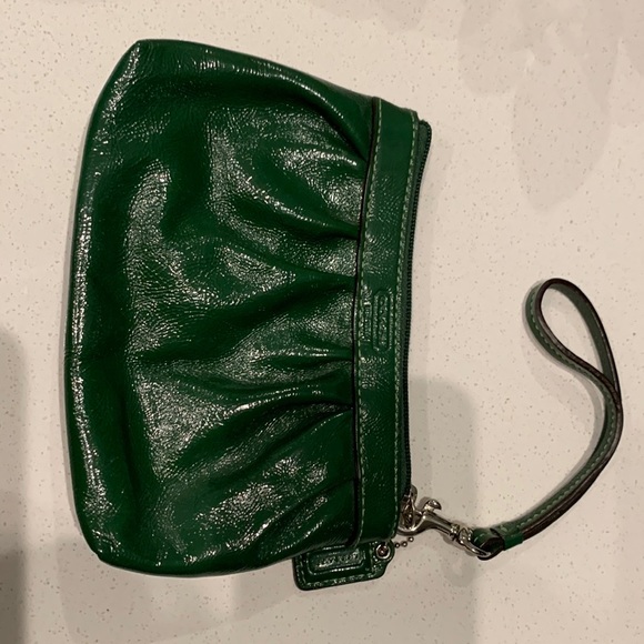 Coach Green Patent Leather Clutch Wristlet - Picture 7 of 12